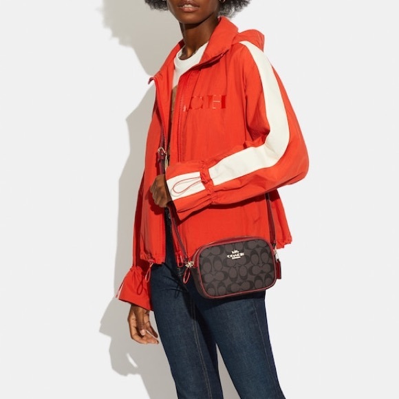 Coach Mini Jamie Camera Bag In Signature Canvas - Picture 4 of 4